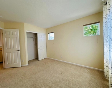 34117 Songbird Terrace - Photo Thumbnail 13