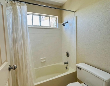 34117 Songbird Terrace - Photo Thumbnail 16
