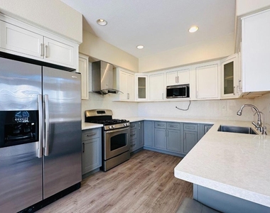 34117 Songbird Terrace - Photo Thumbnail 5