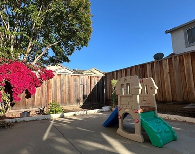 34117 Songbird Terrace - Photo Thumbnail 19