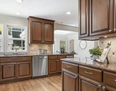 1248 Roycott Way - Photo Thumbnail 3
