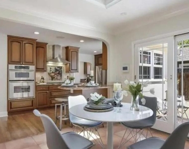 1248 Roycott Way - Photo Thumbnail 4