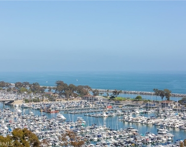 24352 Santa Clara - Photo Thumbnail 9