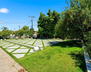 4563 Hempstead St - Photo Thumbnail 23
