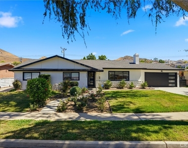 4563 Hempstead St - Photo Thumbnail 1