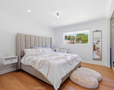 4563 Hempstead St - Photo Thumbnail 19