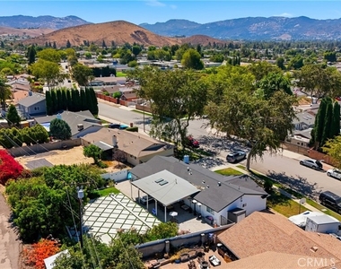 4563 Hempstead St - Photo Thumbnail 33