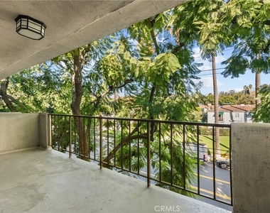330 W California - Photo Thumbnail 4