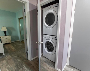 15754 Faculty Avenue - Photo Thumbnail 6