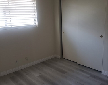 1509 S Marguerita Avenue - Photo Thumbnail 4