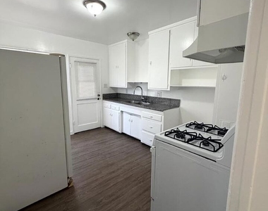 5113 W 20th Street - Photo Thumbnail 7