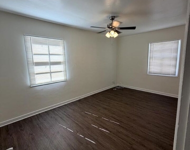 5113 W 20th Street - Photo Thumbnail 13