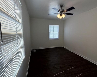 5113 W 20th Street - Photo Thumbnail 16