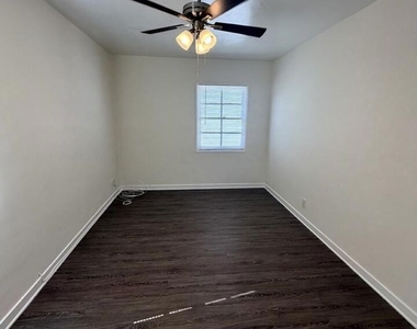 5113 W 20th Street - Photo Thumbnail 14