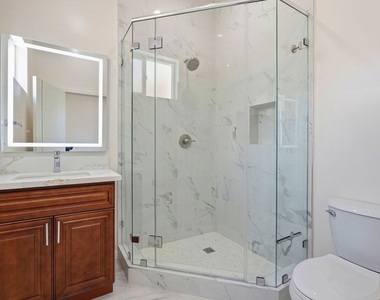 3765 Globe Avenue - Photo Thumbnail 12