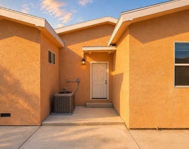3765 Globe Avenue - Photo Thumbnail 20