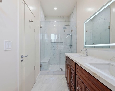3765 Globe Avenue - Photo Thumbnail 9