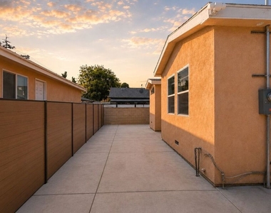 3765 Globe Avenue - Photo Thumbnail 22