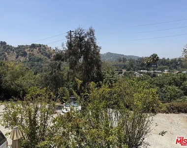 130 S Avenue 63 - Photo Thumbnail 14