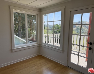 130 S Avenue 63 - Photo Thumbnail 9