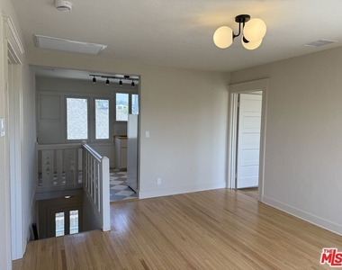 130 S Avenue 63 - Photo Thumbnail 3