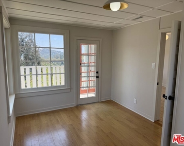 130 S Avenue 63 - Photo Thumbnail 11