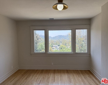 130 S Avenue 63 - Photo Thumbnail 16