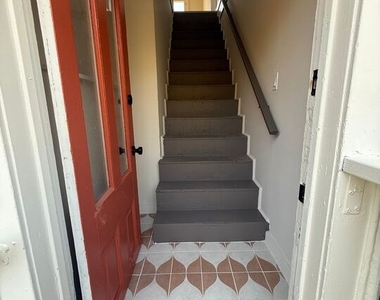 130 S Avenue 63 - Photo Thumbnail 1
