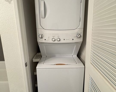 1234 Wilshire Boulevard - Photo Thumbnail 26