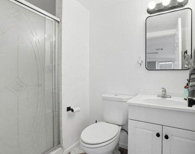 4958 Canoga Avenue - Photo Thumbnail 15