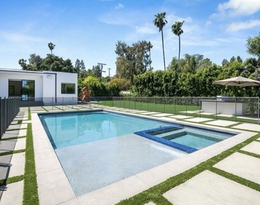 20141 Wells Drive - Photo Thumbnail 43