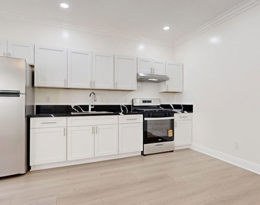 507 Loma - Photo Thumbnail 7