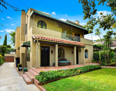 823 N Harper Avenue - Photo Thumbnail 19