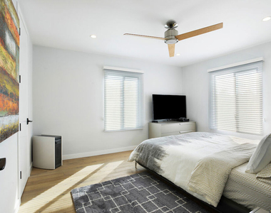 823 N Harper Avenue - Photo Thumbnail 10
