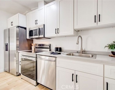 1856 W 14th Street - Photo Thumbnail 9