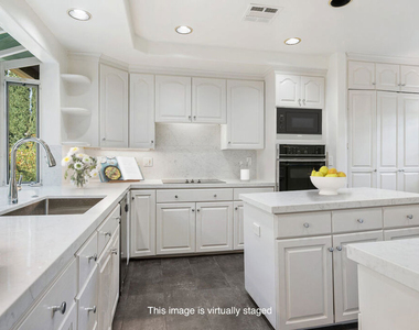 4645 Petit Avenue - Photo Thumbnail 7