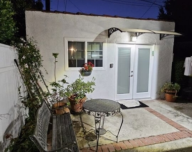 471 S Clark Drive - Photo Thumbnail 29