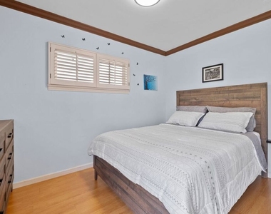 471 S Clark Drive - Photo Thumbnail 20