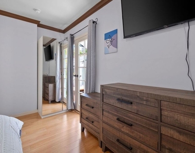 471 S Clark Drive - Photo Thumbnail 21