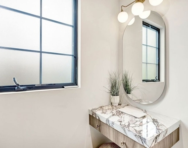 652 Huntley Drive - Photo Thumbnail 28