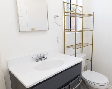 642 N La Jolla Avenue - Photo Thumbnail 11