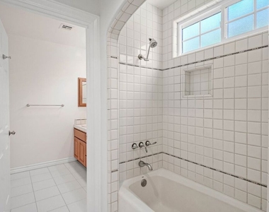 424 12th Street - Photo Thumbnail 7