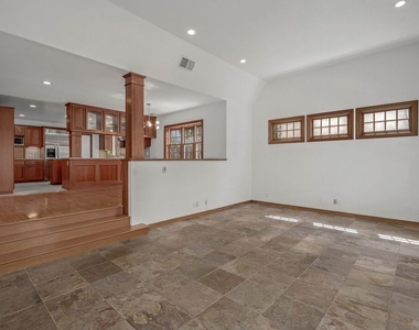 424 12th Street - Photo Thumbnail 16
