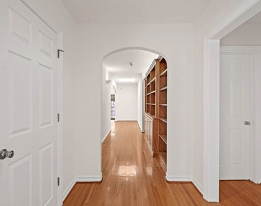 424 12th Street - Photo Thumbnail 3
