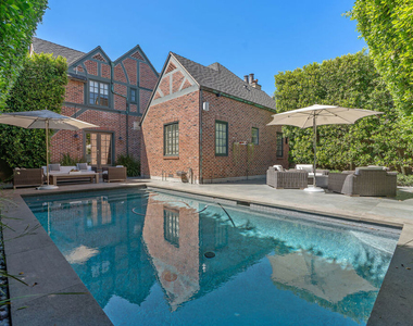 560 S Bronson Avenue - Photo Thumbnail 37