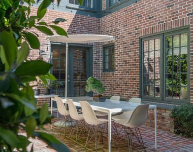 560 S Bronson Avenue - Photo Thumbnail 15