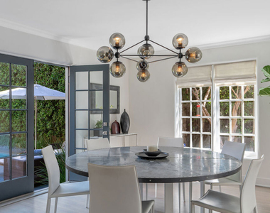 560 S Bronson Avenue - Photo Thumbnail 31