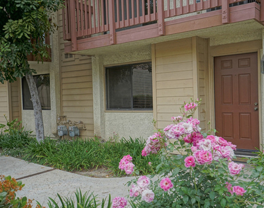 5760 Owensmouth Avenue - Photo Thumbnail 21