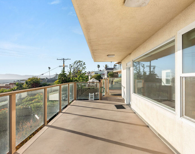 7203 Rindge Avenue - Photo Thumbnail 4