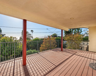 7203 Rindge Avenue - Photo Thumbnail 13